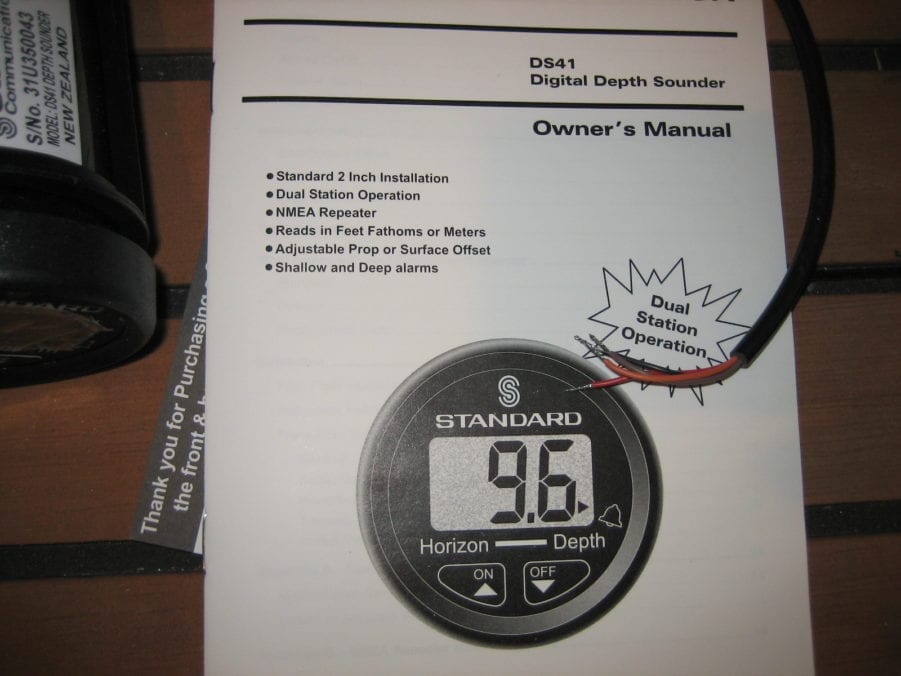 Standard Horizon DS41 Depth Sounder Instrument NEW OLD STOCK PERFECT