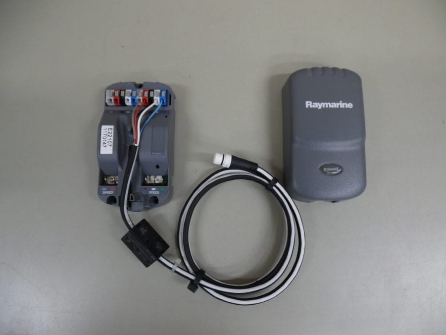 Raymarine St70 Speed Transducer Pod - E22107 - Tested Working Condition - Image 4