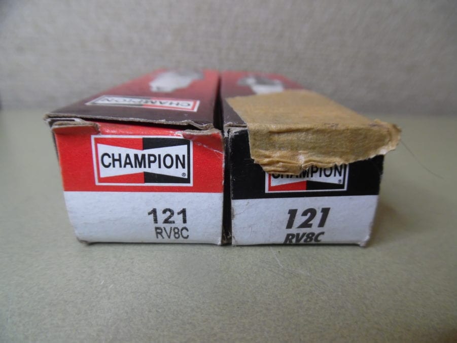 (2) CHAMPION 121 RV8C COPPER PLUS SPARK PLUGS - FREE US SHIPPING - Image 2