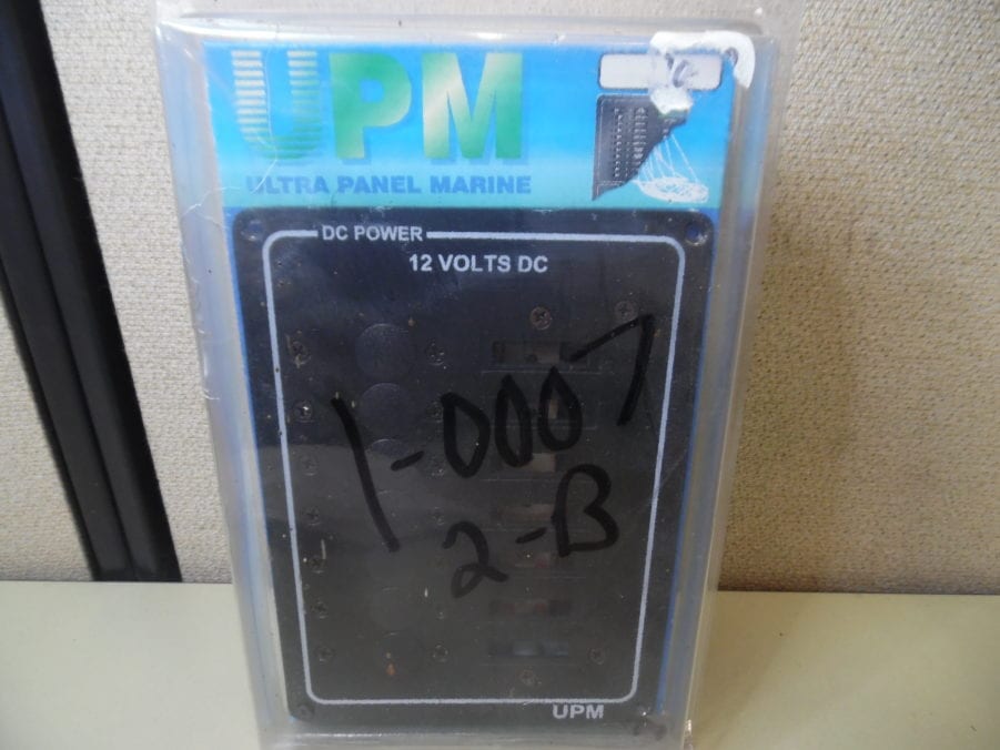 UPM 1-0007-2B Ultra Marine Electrical 12VDC Breaker Panel - Image 5