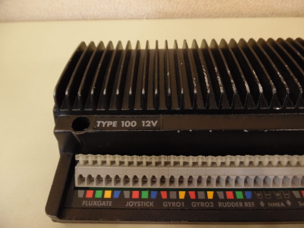 Raymarine/Raytheon/Autohelm/TYPE 100 AUTOPILOT COURSE COMPUTER 12V ...