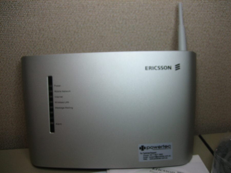 Ericsson W25 Fixed Wireless Terminal f/ WCDMSA/HSDPA Networks - Image 2
