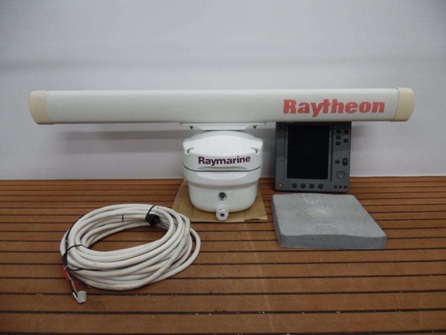 Raymarine RL80 Radar Display 4kw - M92654 Open Array Radar - Complete Radar System