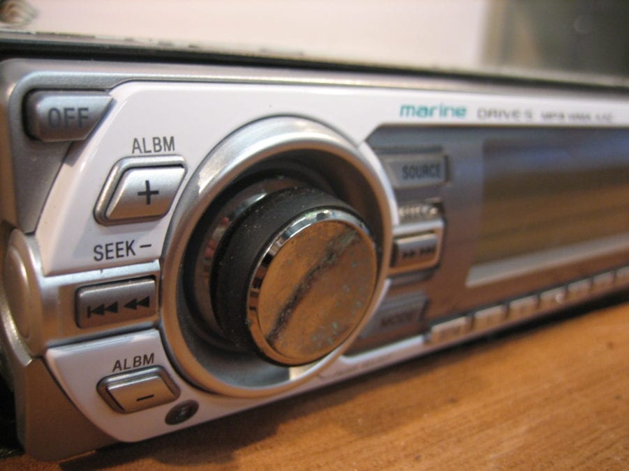 Sony CDX-M30 Marine AM/FM/AUX Stereo Receiver - TESTED! - Image 2