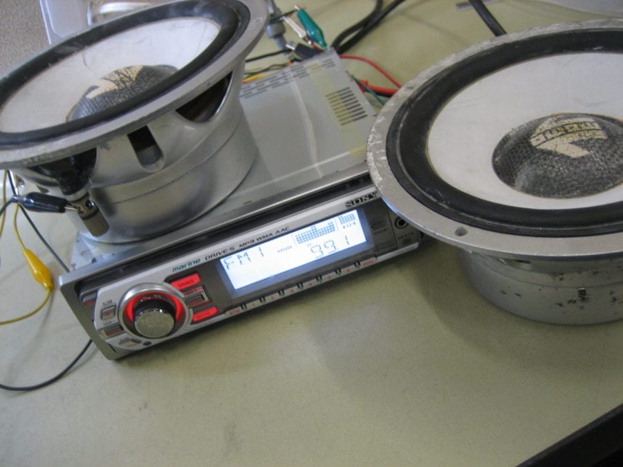 Sony CDX-M30 Marine AM/FM/AUX Stereo Receiver - TESTED! - Image 9