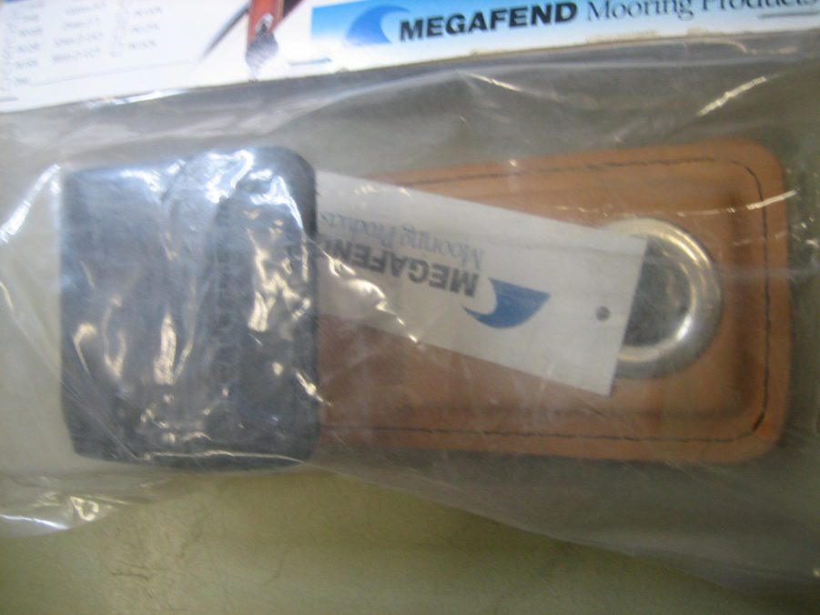 Megafend PR125B Marine Fender Hooks, Rail Style, 1-1/4" Black - Image 7