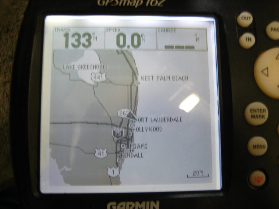 Garmin GPSMAP 162 Marine GPS Unit Tested Good Inc Bracket/Cable