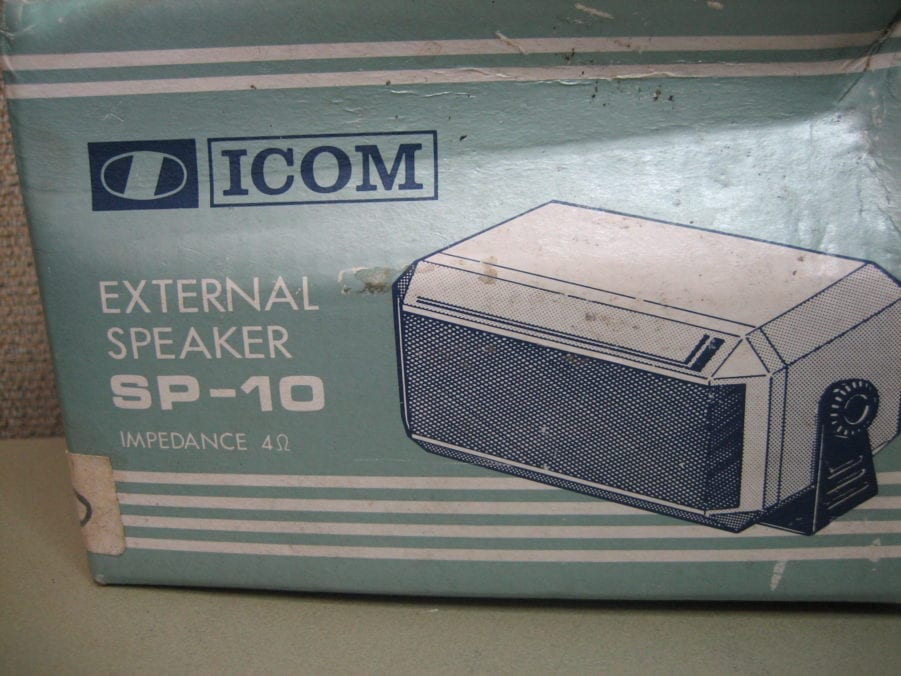 OEM Icom SP-10 External VHF 3.5mm 4-Ohm Speaker w/ Bracket