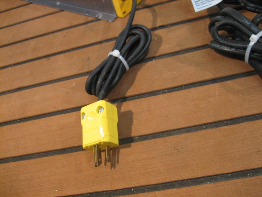 ProMariner ProSport 20 Plus Triple Bank Heavy Duty Marine Battery Charger TESTED - Image 7