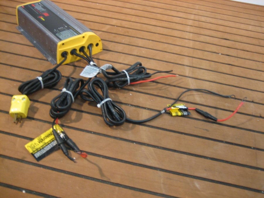 ProMariner ProSport 20 Plus Triple Bank Heavy Duty Marine Battery Charger TESTED - Image 4