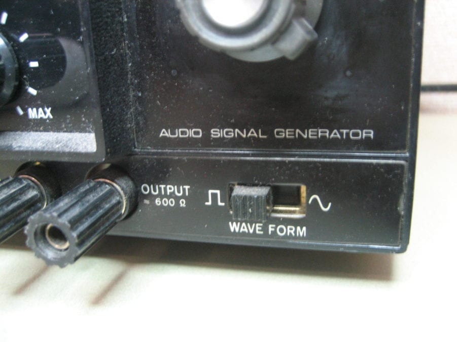 B&K Precision 3050 Audio Signal Generator Max Marine Electronics