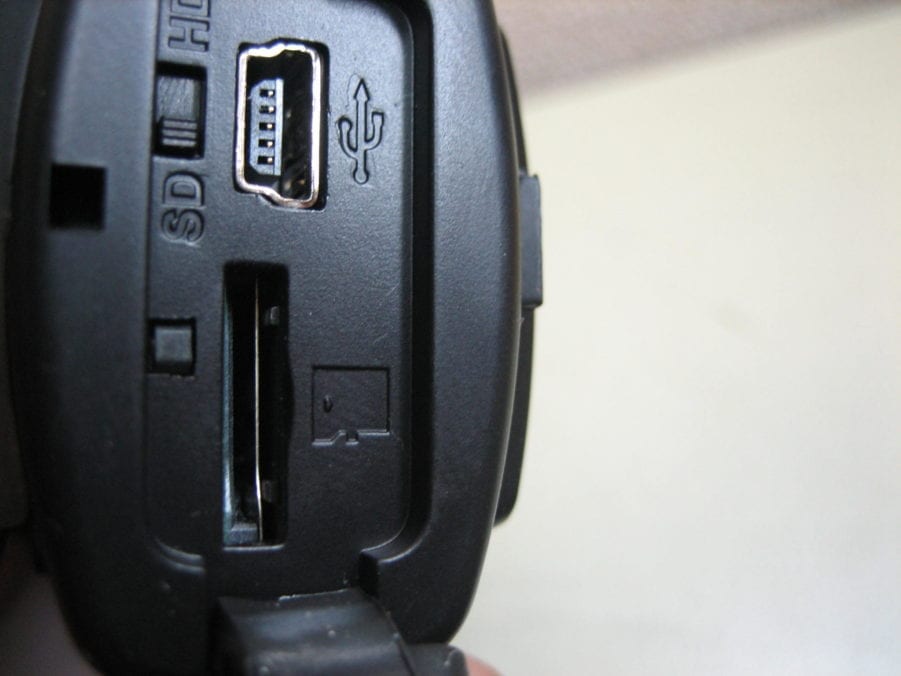 Midland XTC-260VP 720p HD Action Video Camera w/ Submersible Case and Mounts - Image 6
