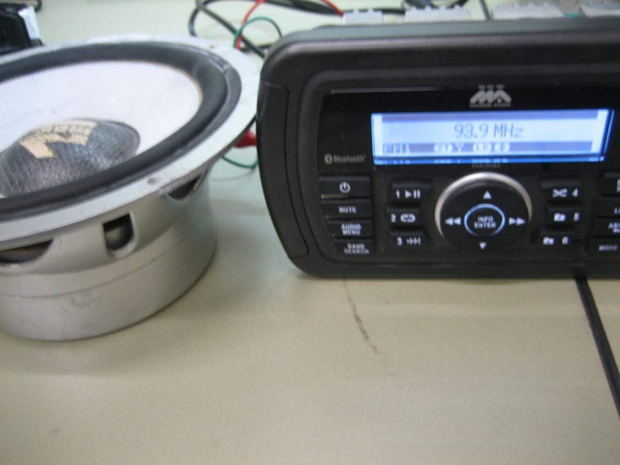 Marine Audio MA300 FM/AUX/USB Stereo Receiver FULLY TESTED! Max