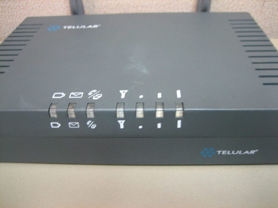 Telular 1C02A182 SX7T-655G HSDPA AT&T CDMA Fixed Terminal - Image 2