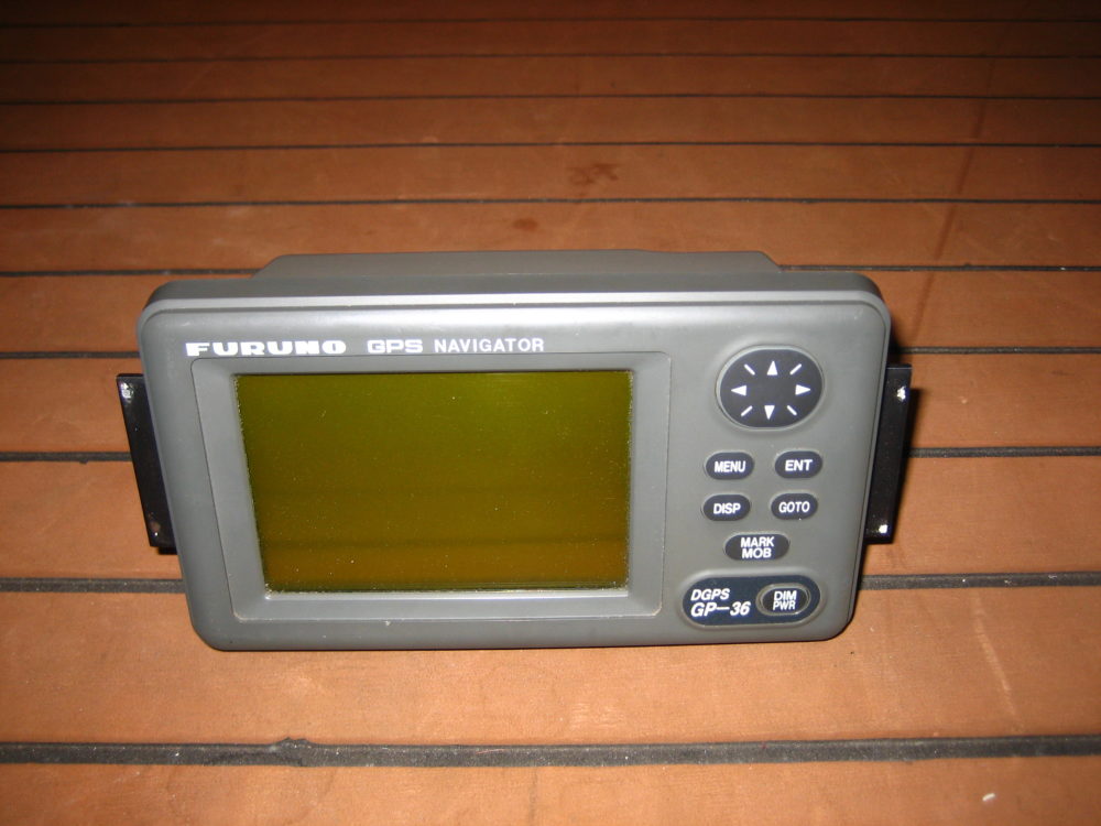 Furuno GP-36 DGPS GPS/WAAS Navigator Display - 2 Lines in Screen - Max ...