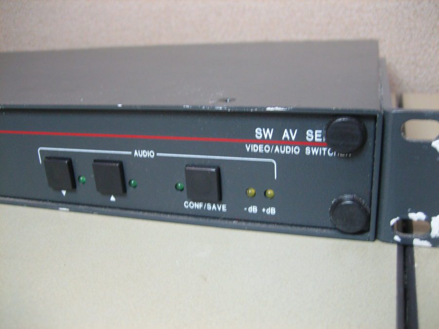 Extron SW AV Series SW 6A Video / Audio Switcher 6 Inputs - Image 2