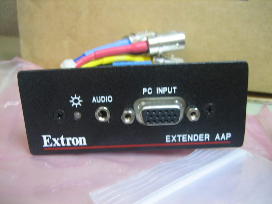 Extron 70-147-11 Extender AAP VGA PC Input and Audio Line Driver - Black - Image 2