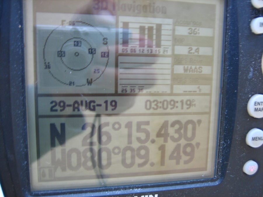 Garmin GPSMAP 168 Sounder Marine GPS Fishfinder Unit - Tested Good - Image 2