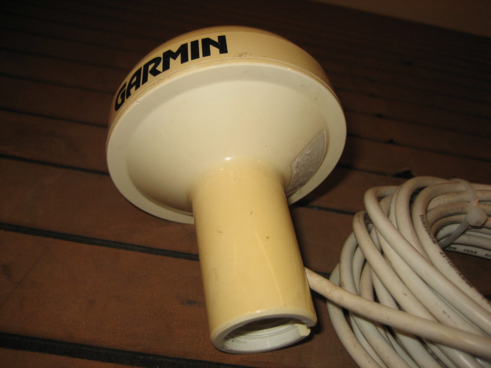Garmin GA29 Marine GPS Antenna w/ 28' Cable and BNC Connector for
