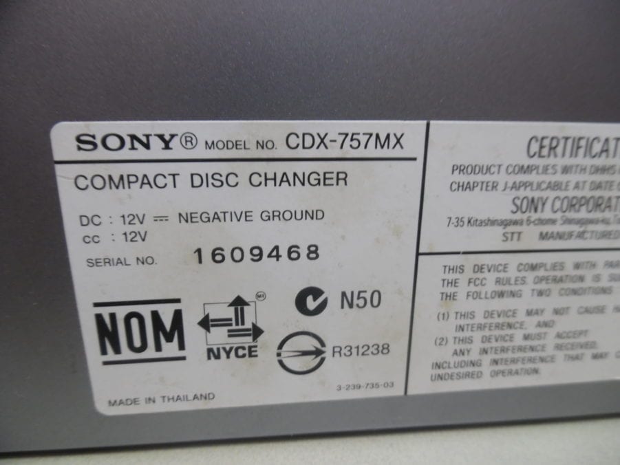 Sony CDX-757MX 10-DISC CD PLAYER / CHANGER w/ Magazine - Image 6