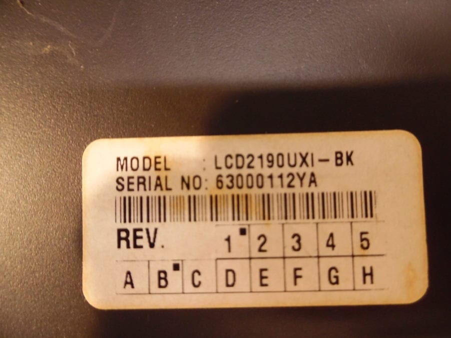 NEC 21.3" LCD Monitor - MultiSync LCD2190UXi-BK - 100/240VAC - Tested! - Image 9