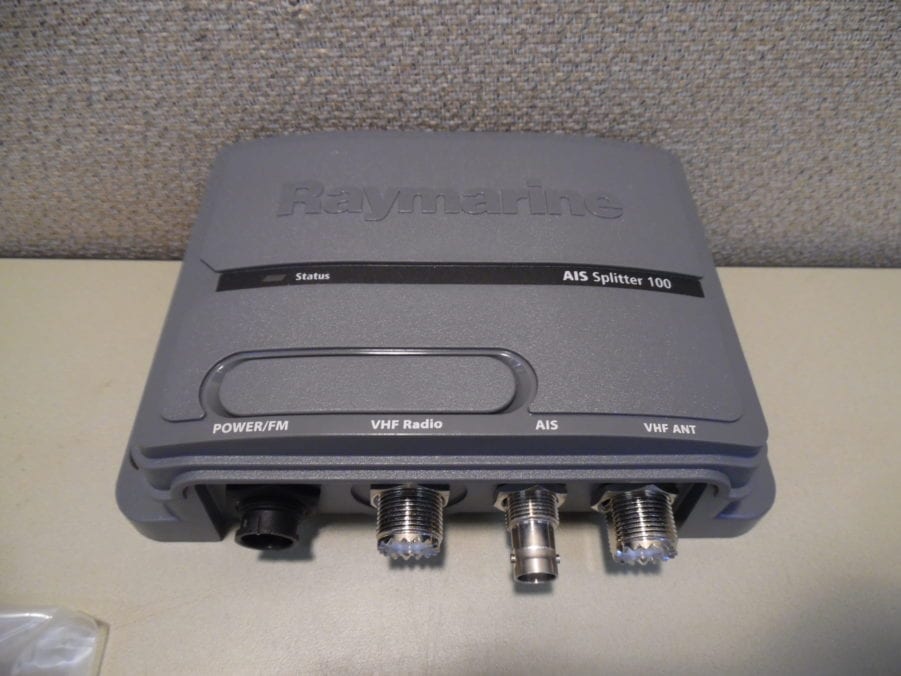 Raymarine AIS Splitter 100 With Cables- A80190 - TESTED / WORKING Good Condition - Image 3