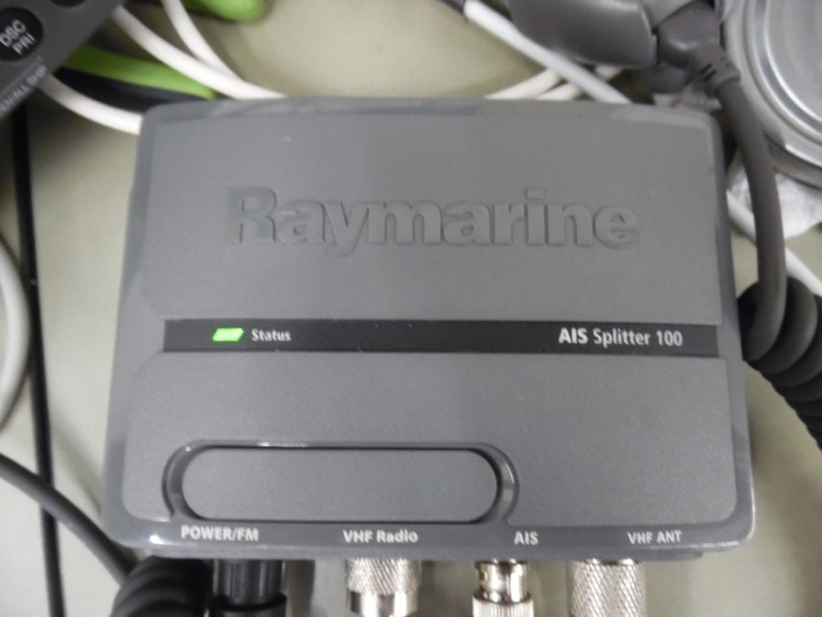 Raymarine AIS Splitter 100 With Cables- A80190 - TESTED / WORKING Good Condition - Image 2
