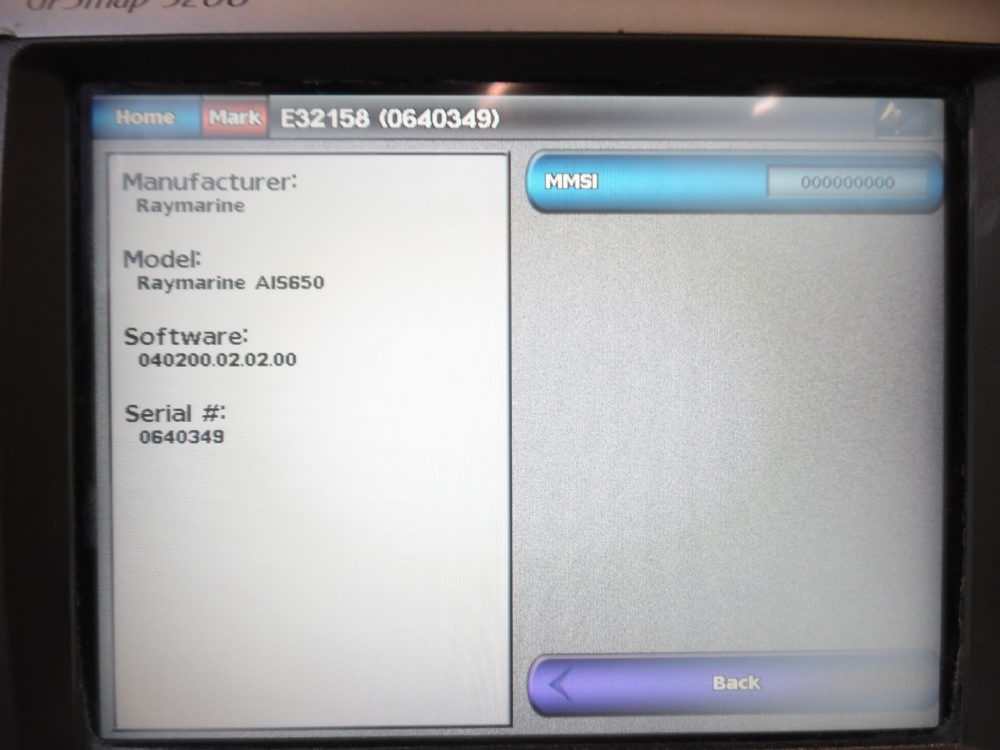 Raymarine AIS650 Class B Transceiver w/GPS Antenna & Power Cable