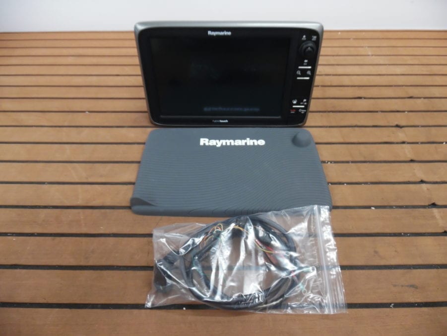 Raymarine e127 Touchscreen MFD Display TESTED & UPDATED E70024 - 90 Day Warr