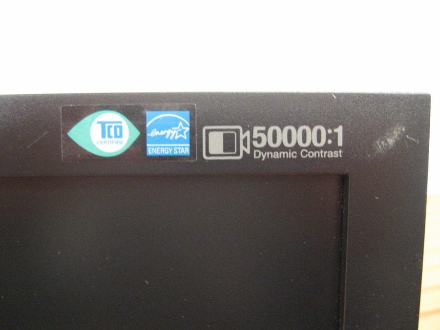 SAMSUNG SyncMaster E1920N 19" LCD Monitor (WORKING) - Image 5