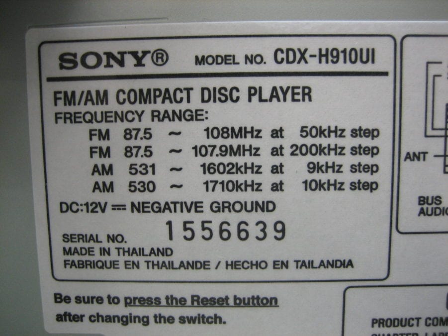 Sony CDX-H910UI Marine Stereo Head Unit AUX/USB/CD/FM/SAT - Image 7
