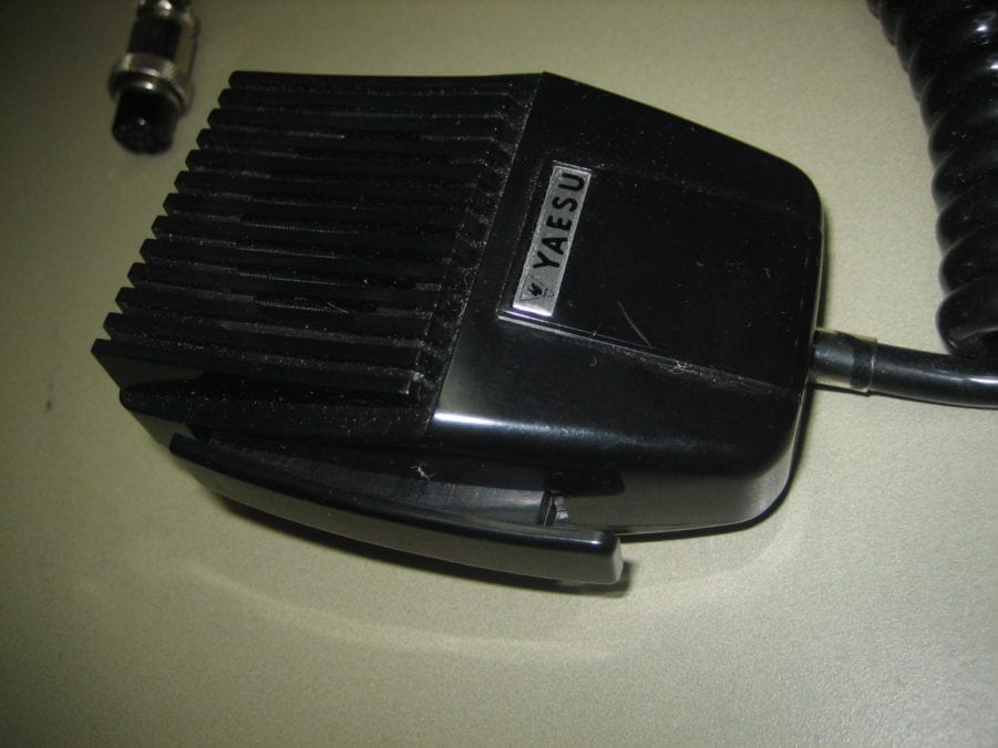 Yaesu Dynamic VHF/UHF Japan 8-Pin Microphone Mic f/ FT-847 FT-920 FT-950 - Image 2