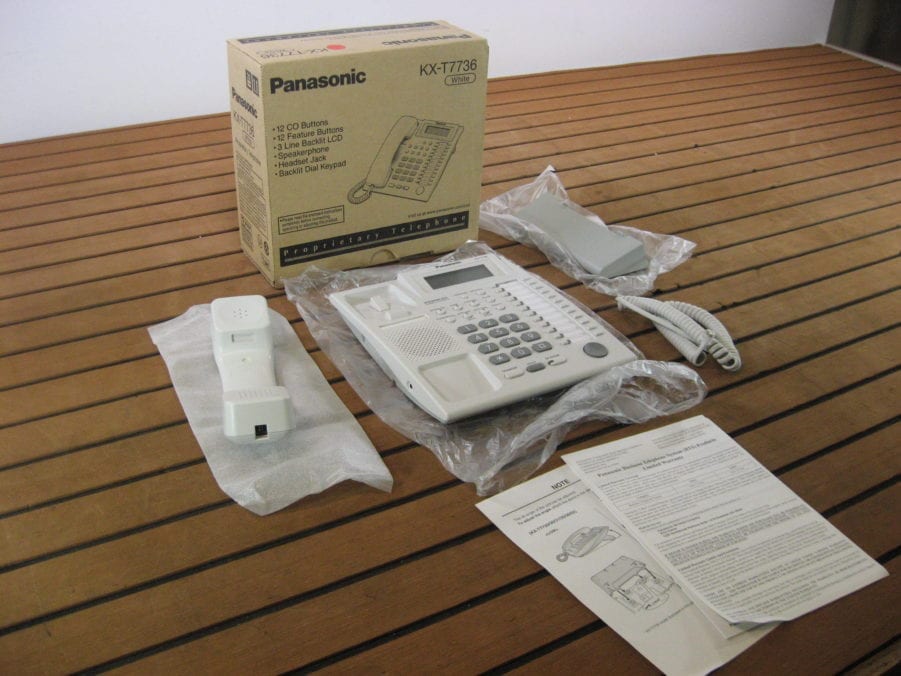 Panasonic KX-T7736 Proprietary Telephone (White) - Free US Shipping - Image 3