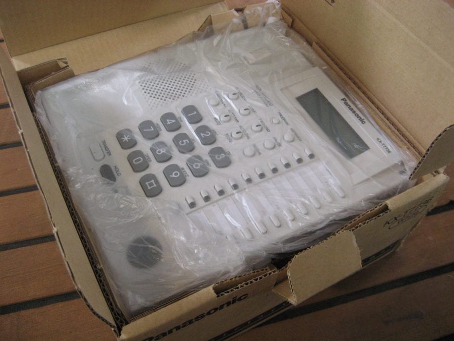 Panasonic KX-T7736 Proprietary Telephone (White) - Free US Shipping - Image 2