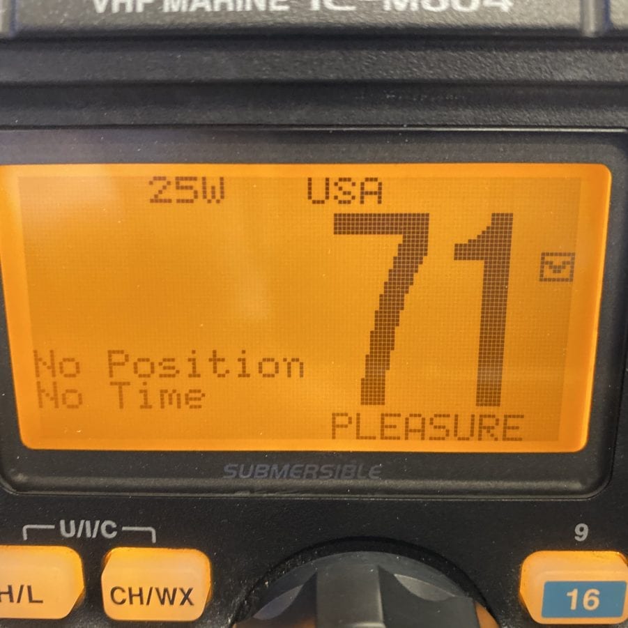 ICM604 Marine VHF Radio Transceiver w/ Microphone, Power Cable NO