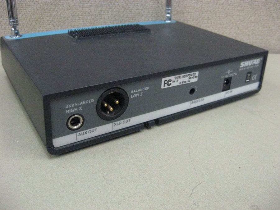 Shure T4A-V VHF Diversity Receiver - Free US Shipping - Image 5