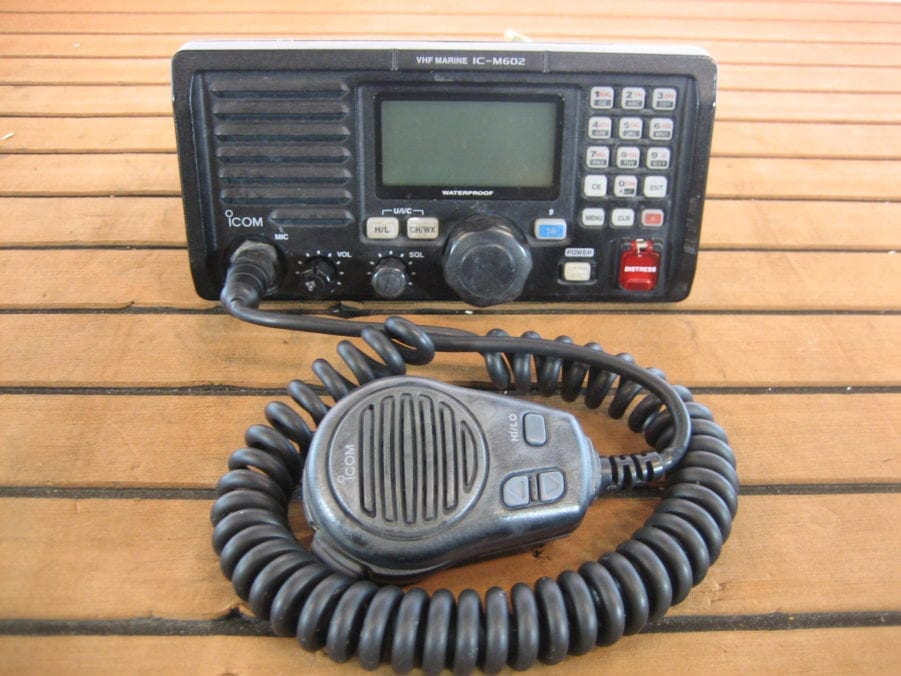 Icom IC-M602 Marine VHF Radio Transceiver w/ Microphone - Tested!