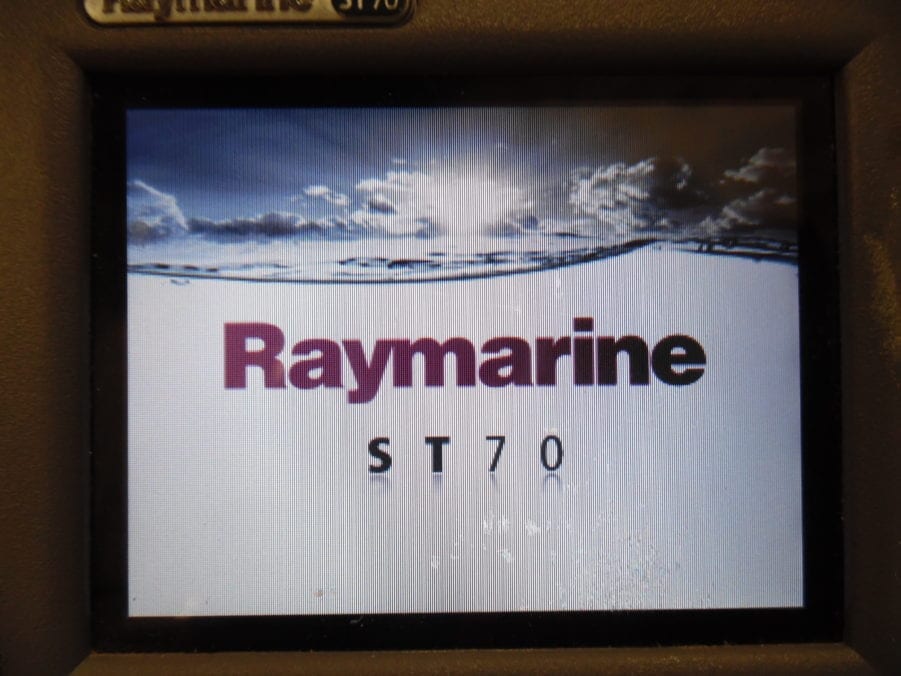 Raymarine ST70 Multifunction Instrument Seatalk NG Display + Accessories ~ E22105 - Image 2