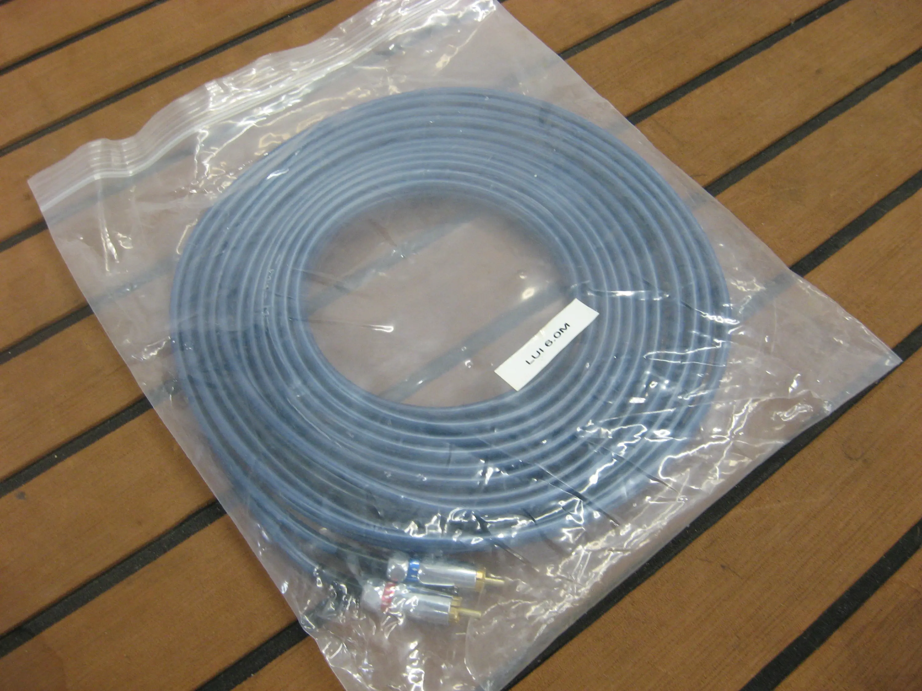 Wireworld Luna 5 LUI 6.0M RCA Interconnect Cables - Free US Shipping ...