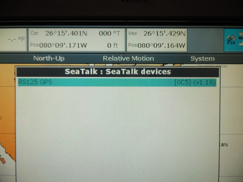 Raymarine Raystar 125 GPS Antenna and Base E32042 90 Day Warr! Max