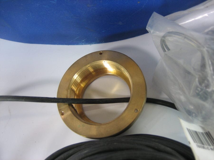 B&G 170kHz B122 Long Reach f/Network Instruments 170 kHz Bronze Depth Transducer - Image 4