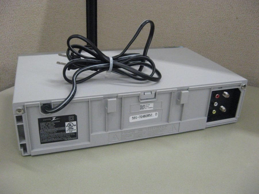 Zenith VCS442 Video Cassette Recorder - Free US Shipping - Image 5