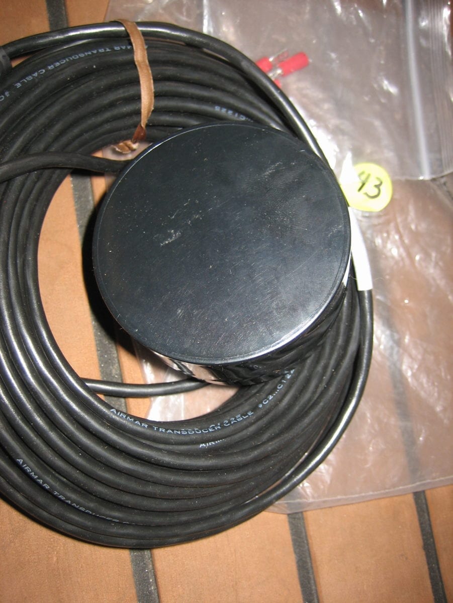 Airmar Raytheon Autohelm ST50 P76 200 kHz Glue-In-Hull Ttransducer w/2 pin Conn - Image 6