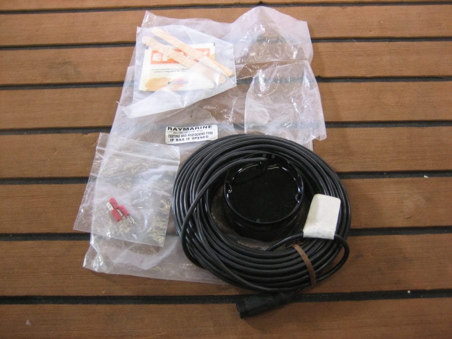 Airmar Raytheon Autohelm ST50 P76 200 kHz Glue-In-Hull Ttransducer w/2 pin Conn