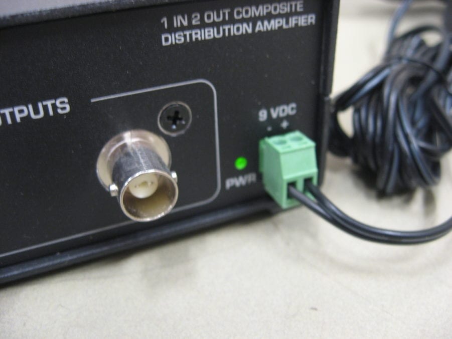 Black Box AC176A-R2 1-to-2 Composite Video Splitter - Free US Shipping - Image 2