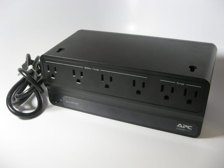 APC Back-UPS 450 Battery & Surge Protector - Free US Shipping