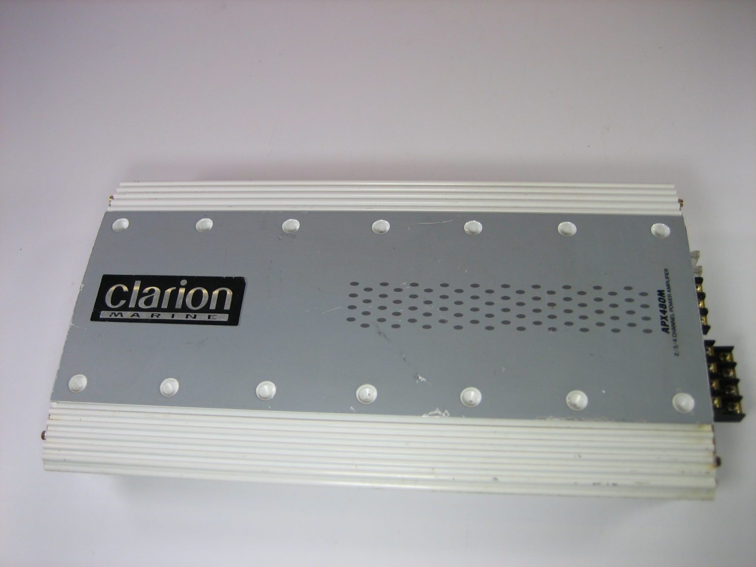 CLARION APX480M MARINE 4/3/2 CHANNEL STEREO 12V AMPLIFIER TESTED