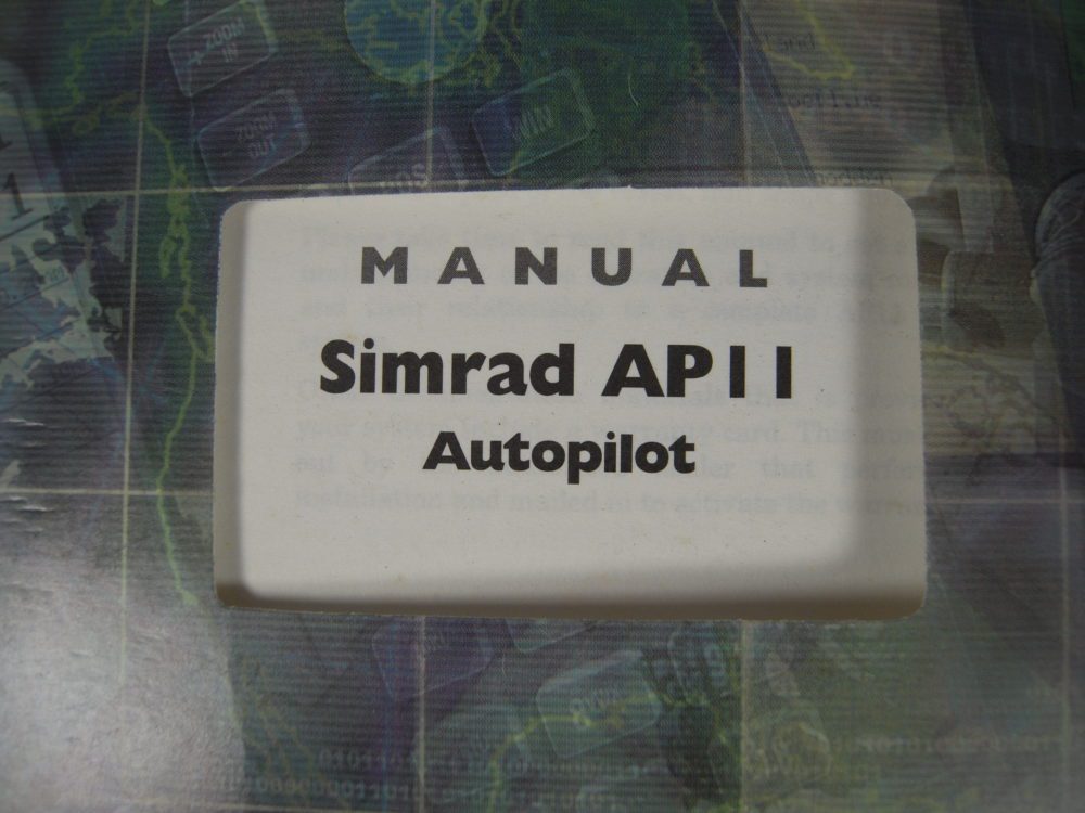 Simrad AP11 Autopilot Operators Manual Free Shipping Max Marine