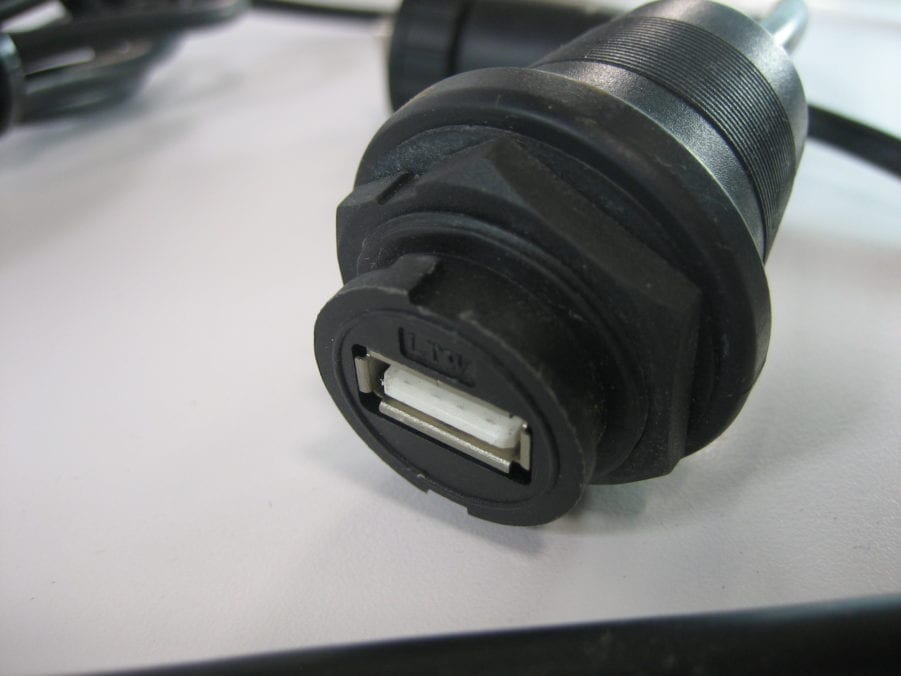 Northstar Navico 8000i Simrad GB40 Dash Mount USB Cable Connector NS004809 - Image 4