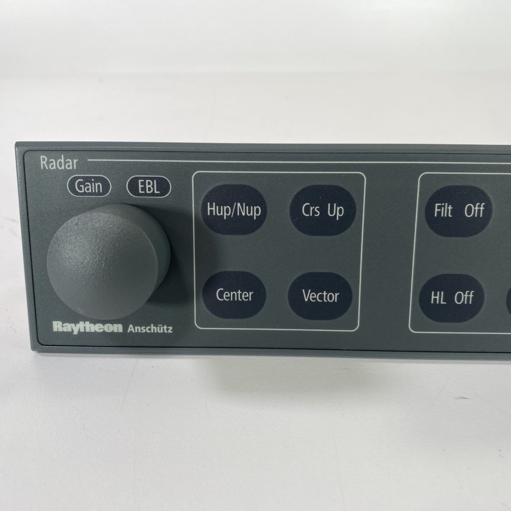 Raytheon Anschutz Commercial Radar Operator Panel